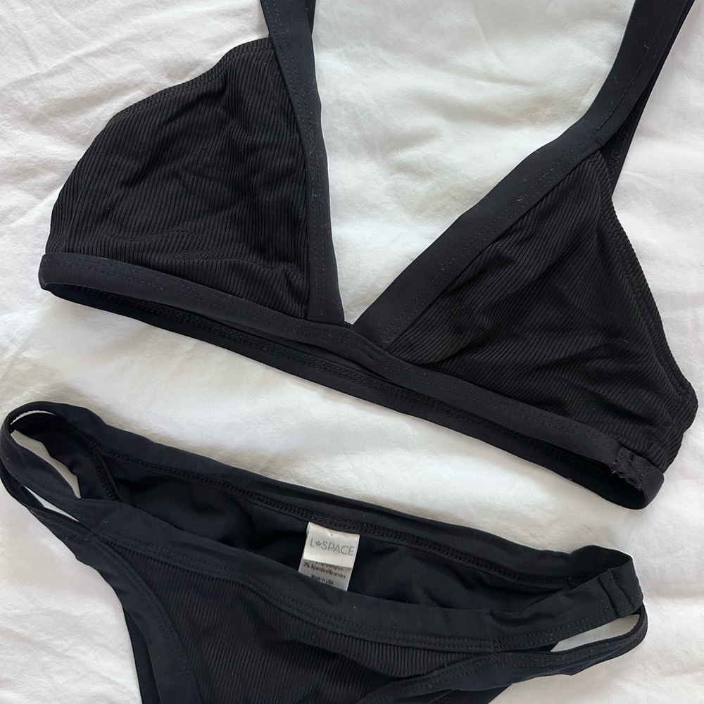 LSPACE black triangle top & bottom